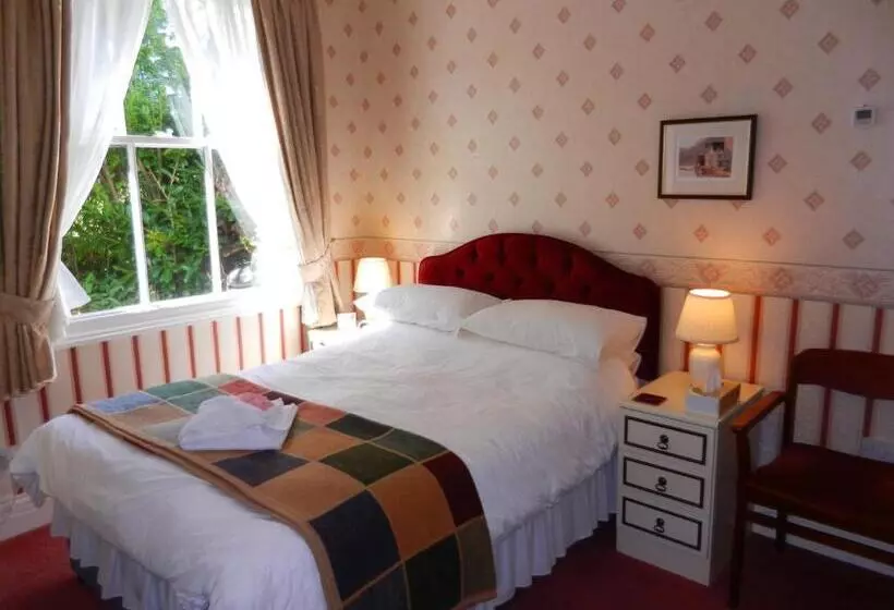 Basic-huone, Overcombe House