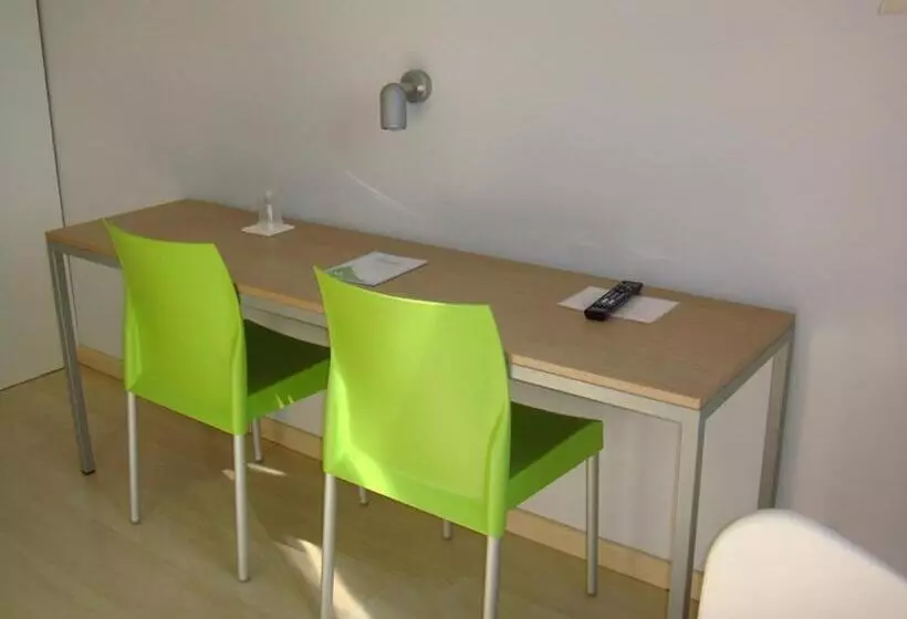 اتاق استاندارد, Campus Cerdanya