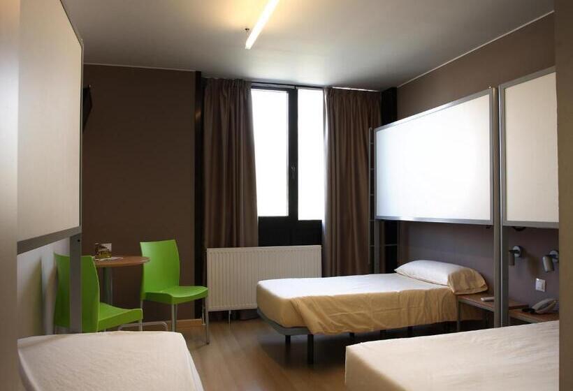 Четырехместный Номер Стандарт, Campus Cerdanya