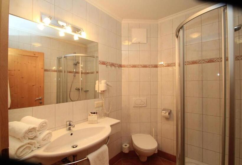 Семейный Номер, Wander  Und Familienhotel Erika
