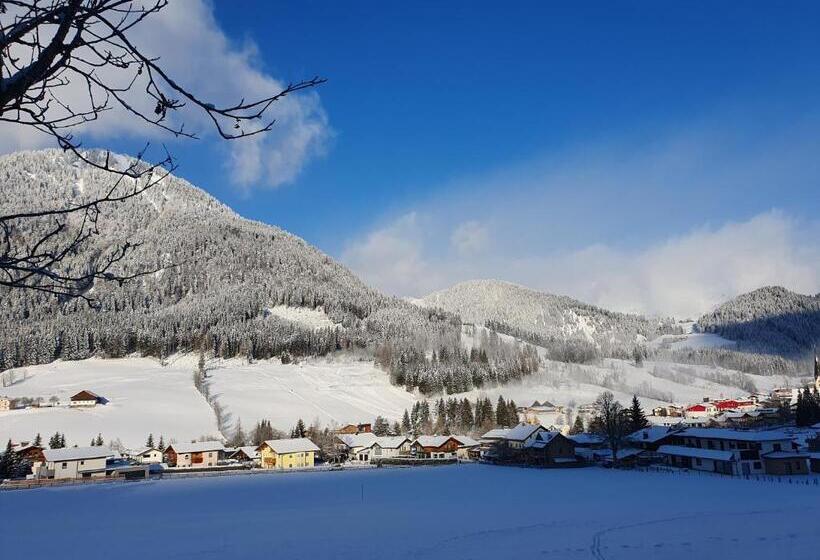 Семейный Номер Superior, Boutique Hotel Alpenhof