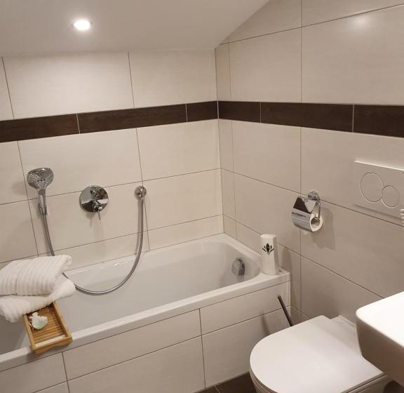 חדר משפתחתי סופריור, Boutique Hotel Alpenhof