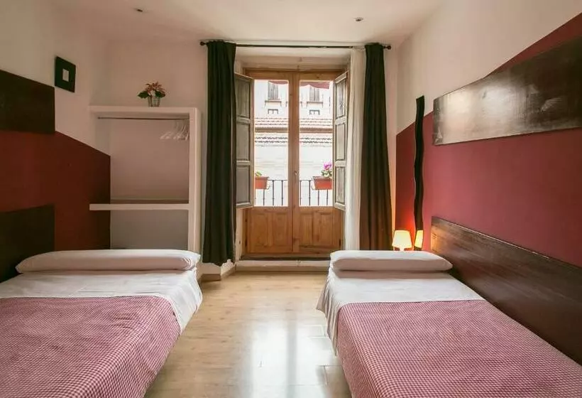 اتاق استاندارد با سرویس بهداشتی مشترک, Hostal Abaaly