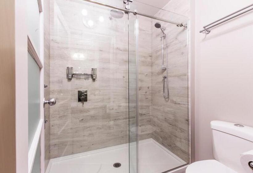 Люкс, Auberge Fleurs De Lune