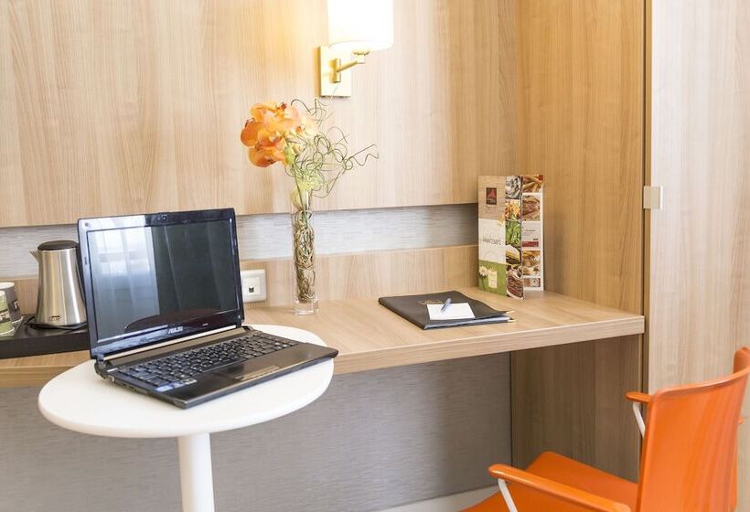 Номер Комфорт, Best Western Plus Ajaccio Amiraute