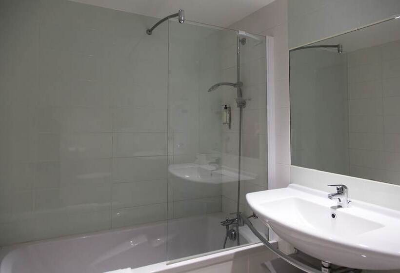 Люкс 3 Спальни, Best Western Plus Ajaccio Amiraute