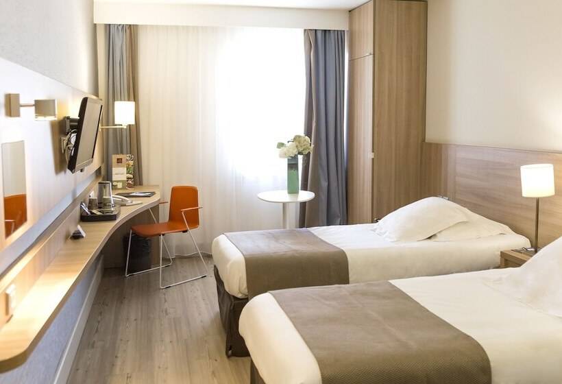 Номер Комфорт, Best Western Plus Ajaccio Amiraute