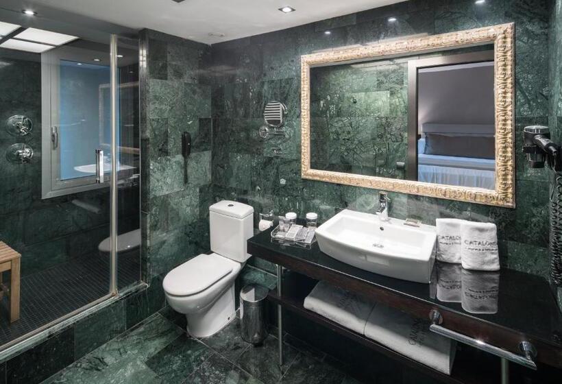 Номер Стандарт, Catalonia Rigoletto