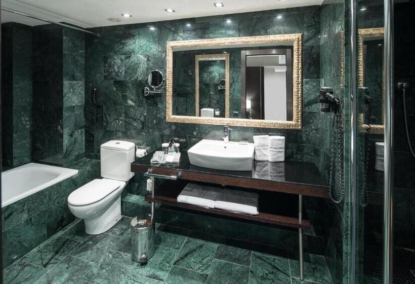 سوییت جونیور, Catalonia Rigoletto