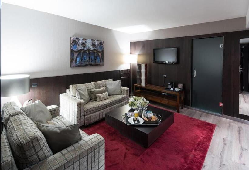 سوییت جونیور, Catalonia Rigoletto