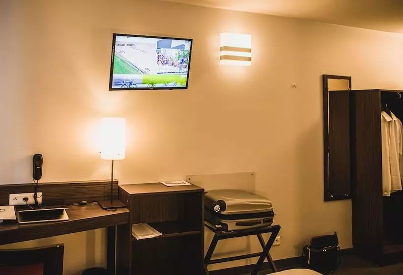 スタンダードルーム, Dc Hotel Charleroi Airport