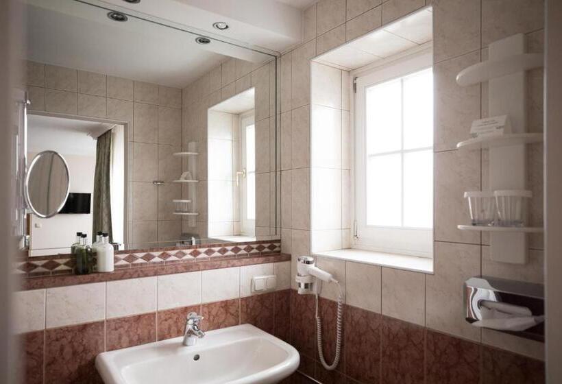 חדר סטנדרט יחיד, Goldener Ochs