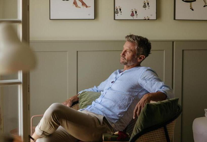 סוויטת ג'וניור, Goldener Ochs