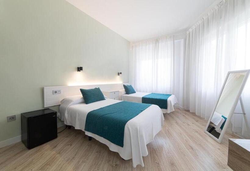 스탠다드 룸, Goya