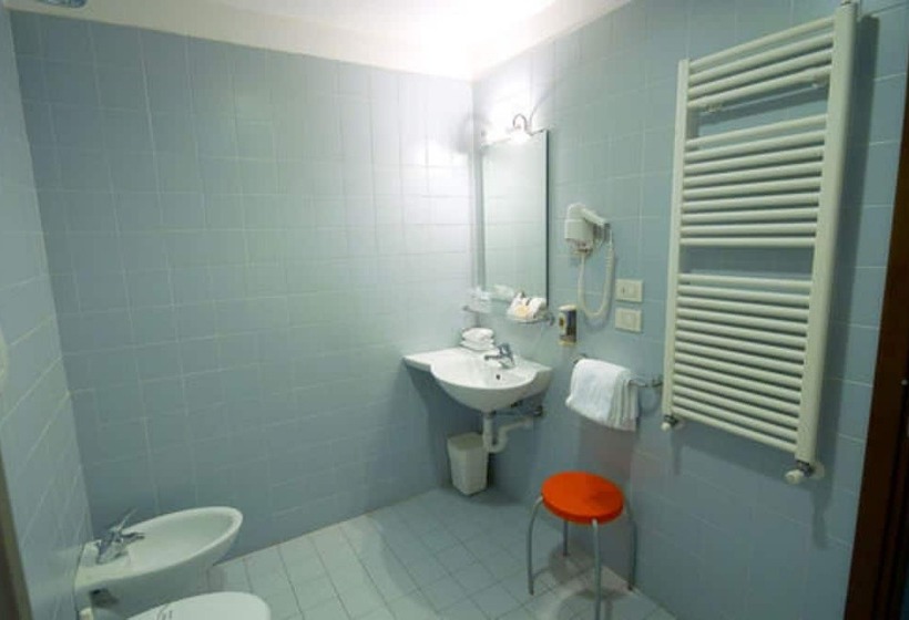 Номер Стандарт Вид на Море с Балконом, L'approdo