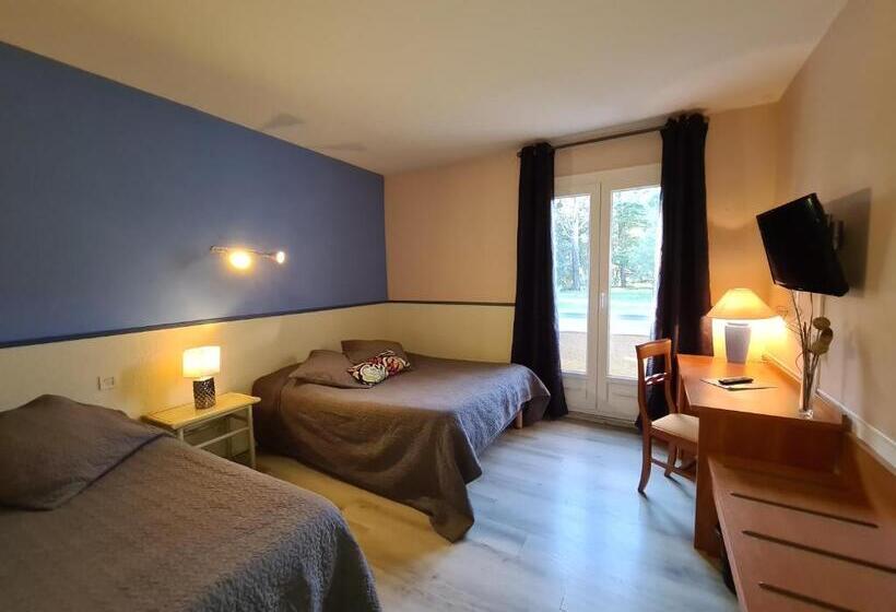 スタンダードトリプルルーム, Logis Hôtel Restaurant Le Mas De L Olivier