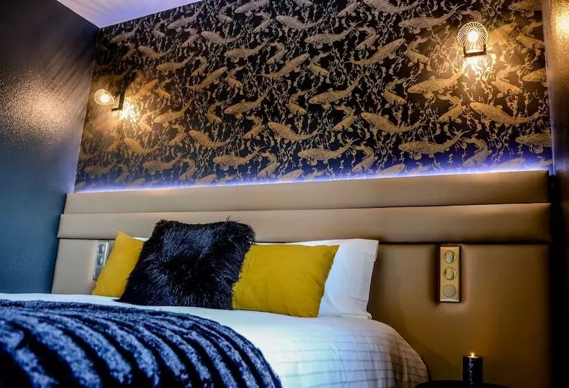 اتاق راحتی, L Ortega   Rennes St Jacques Aéroport
