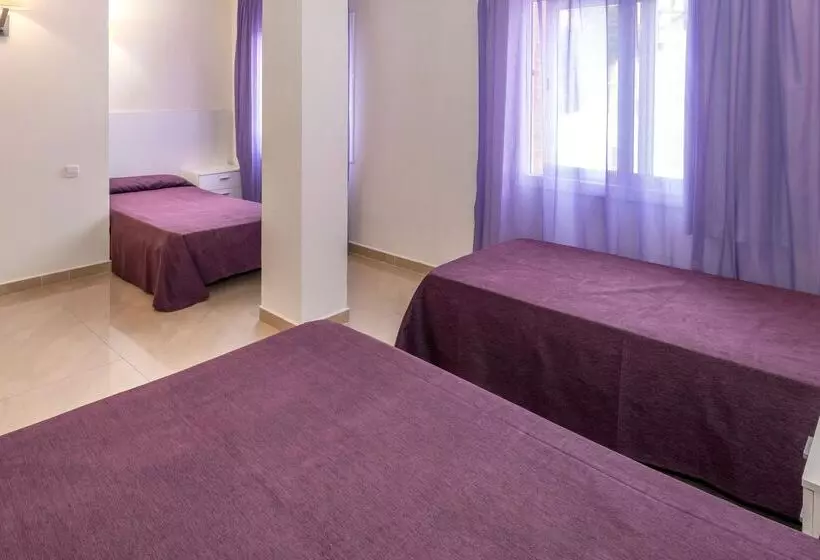 Chambre Triple Standard, Moremar