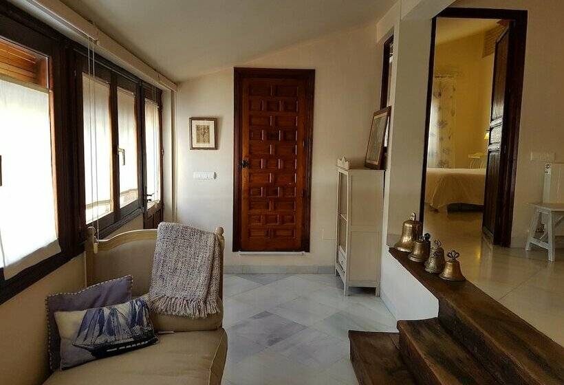 سوئیت با چشمانداز, Palacio Cobertizo De Santa Ines