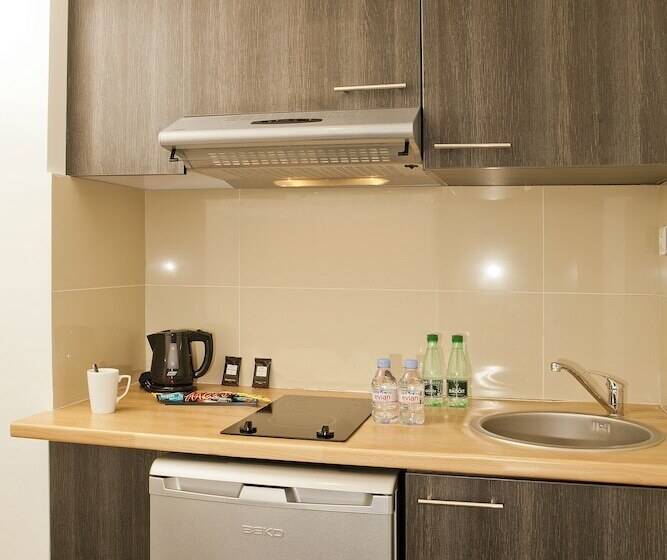 Люкс Повышенной Комфортности, Residhome Suites Paris Sénart