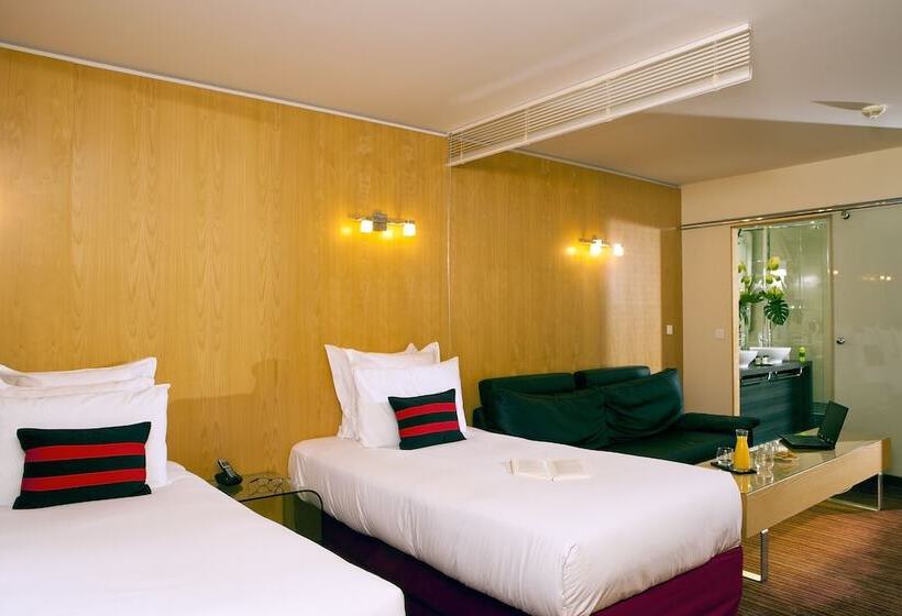 Люкс Повышенной Комфортности, Residhome Suites Paris Sénart