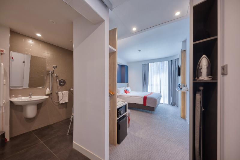 Люкс Повышенной Комфортности, Residhome Suites Paris Sénart