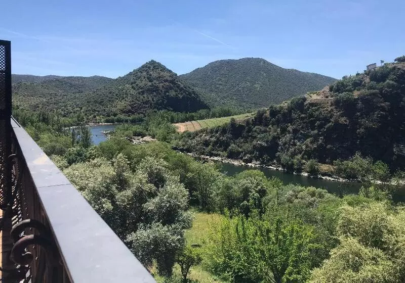 Standard-huone Parveke, Hospederia Rural Aldeaduero