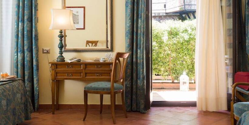 标准三人间, Sirius