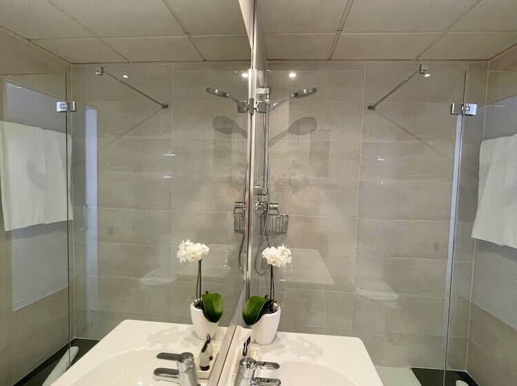 Номер Стандарт, Sm Hotel Teatre Auditori