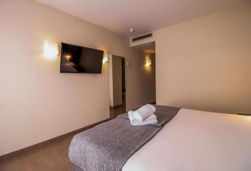 Номер Стандарт, Sm Hotel Teatre Auditori