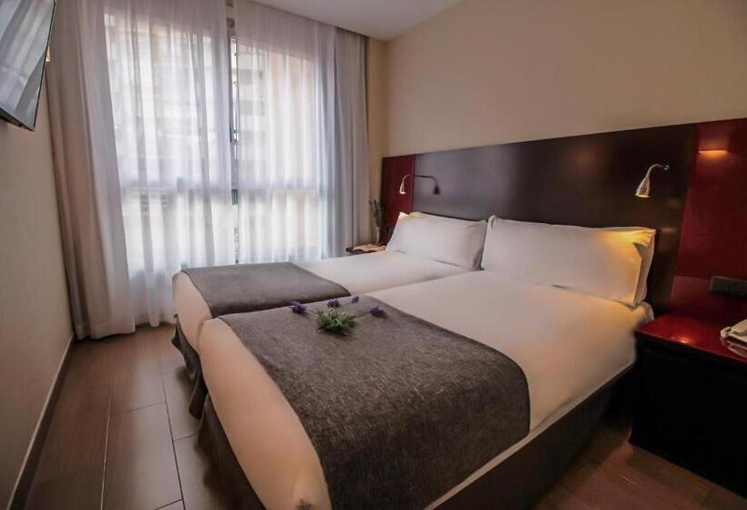 Номер Стандарт, Sm Hotel Teatre Auditori