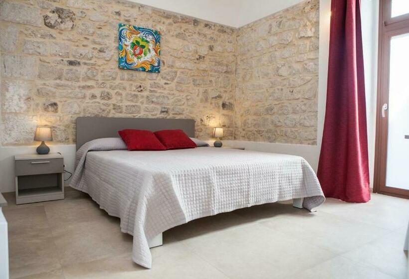 اتاق استاندارد, Candelieri19