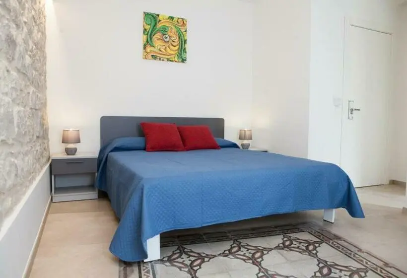 Standard-huone, Candelieri19