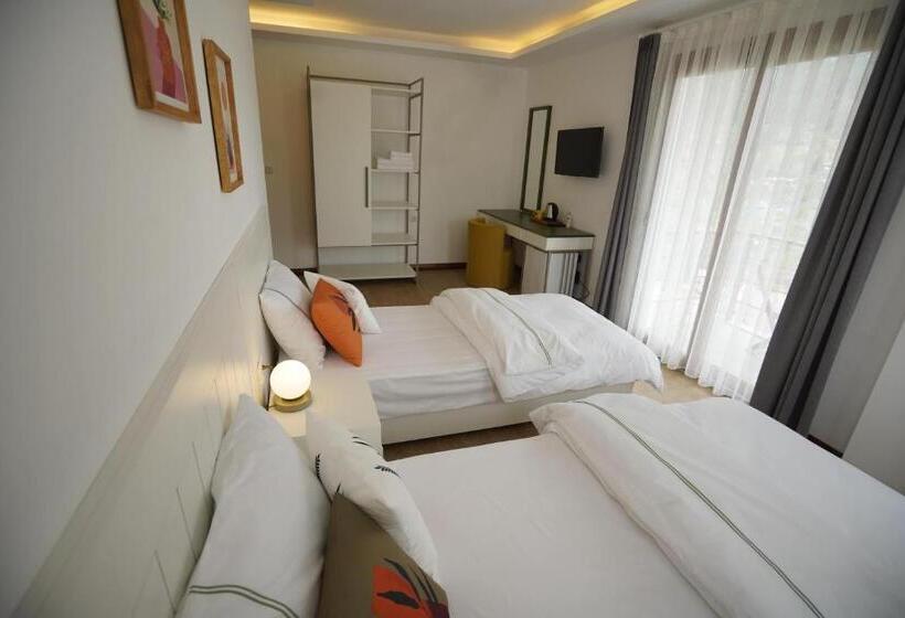 اتاق استاندارد با بالکن, Mons Casa Boutique