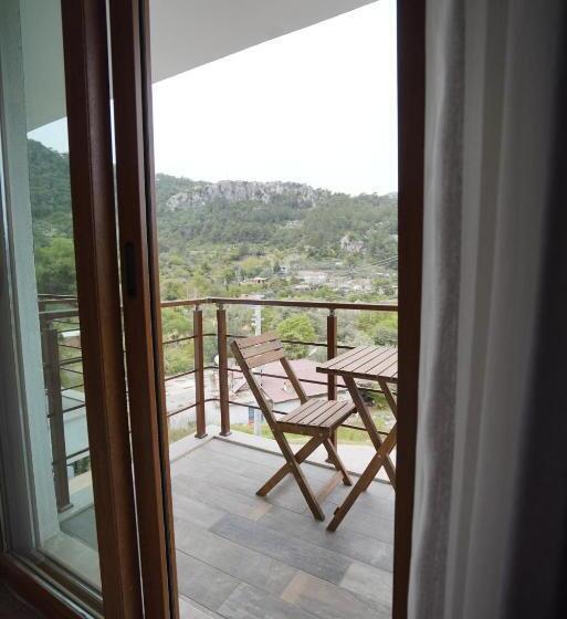 اتاق استاندارد با بالکن, Mons Casa Boutique