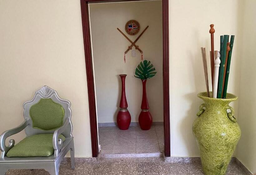 סוויטה, Maria Bonita Higüey