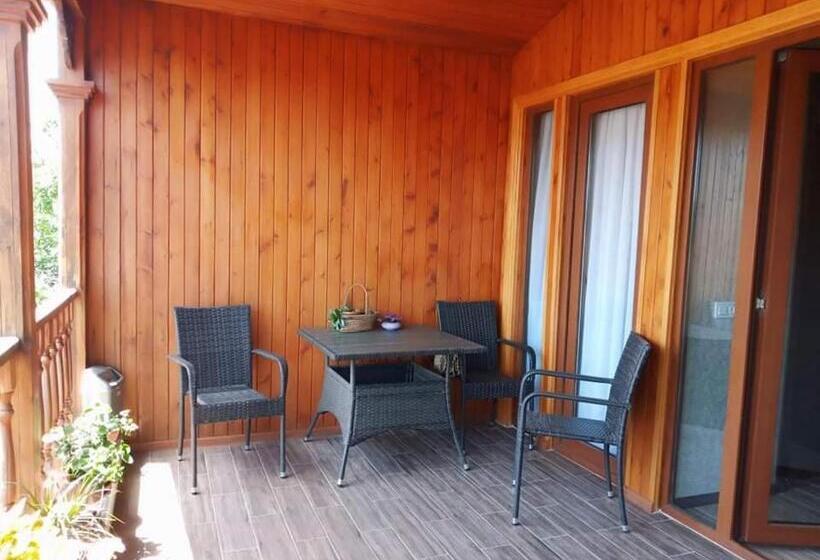 اتاق استاندارد با بالکن, Davit Batoni Guest House