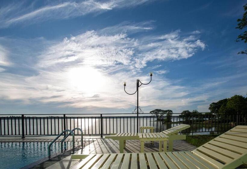 스탠다드 룸 킹사이즈 침대, Olu Villa Resort