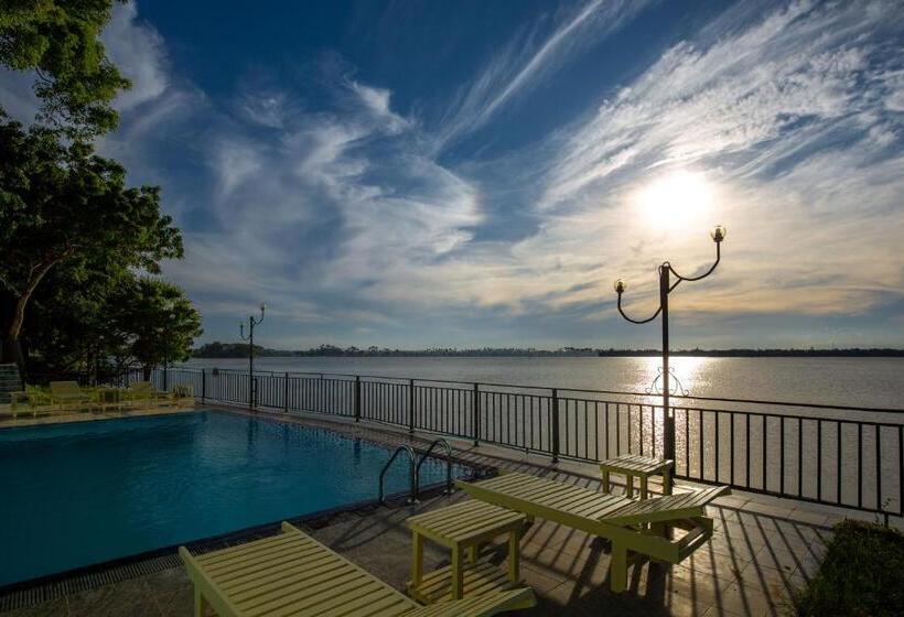 스탠다드 룸 킹사이즈 침대, Olu Villa Resort
