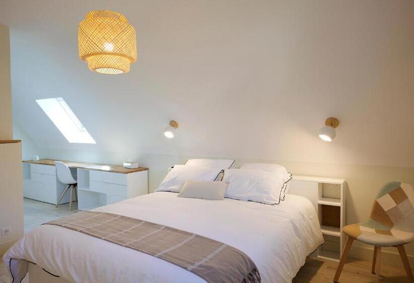 غرفة ديلوكس, Ty Menez