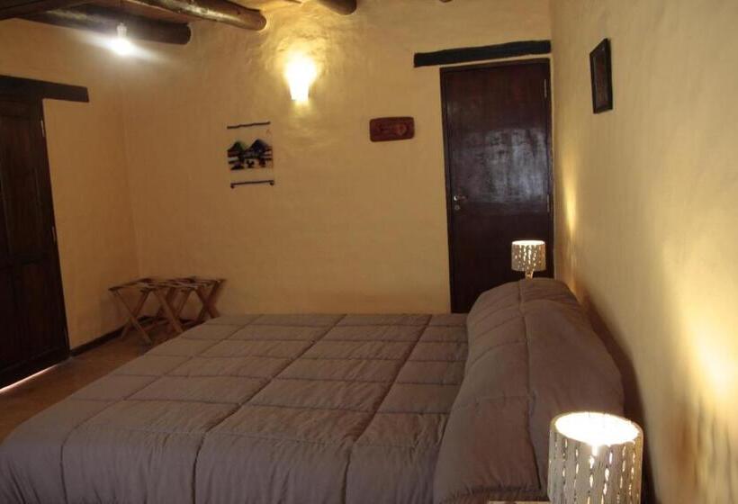 اتاق راحتی سه تخته, Hosteria La Estacion