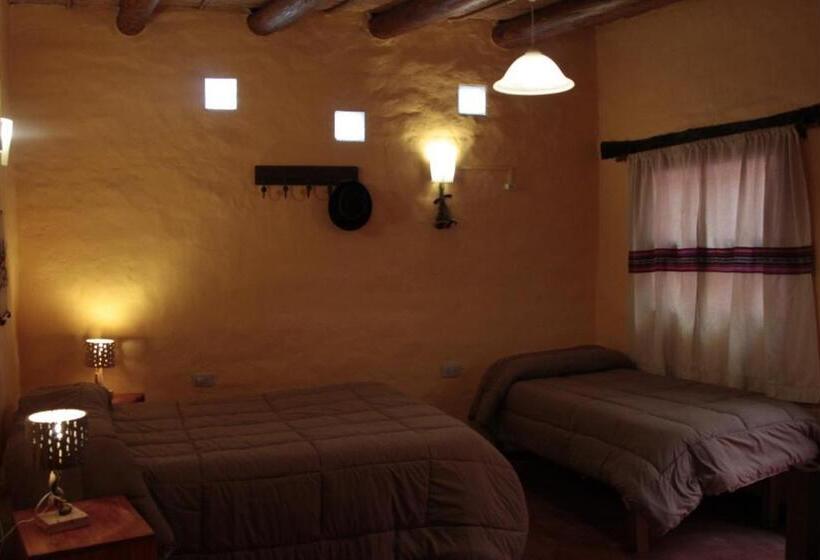 חדר קומפורט לשלושה, Hosteria La Estacion