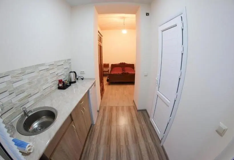اتاق استاندارد, Vanand Guest House