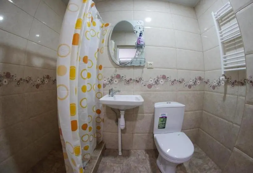 اتاق اکونومی, Vanand Guest House