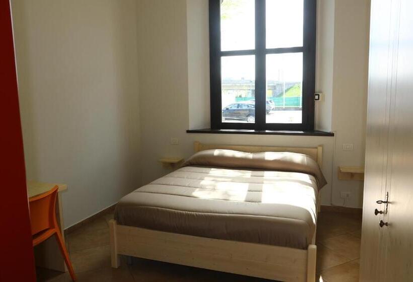 اتاق استاندارد, Student's Hostel Parma