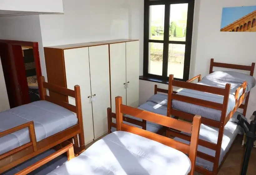 تختخواب در اتاق مشترک, Student's Hostel Parma