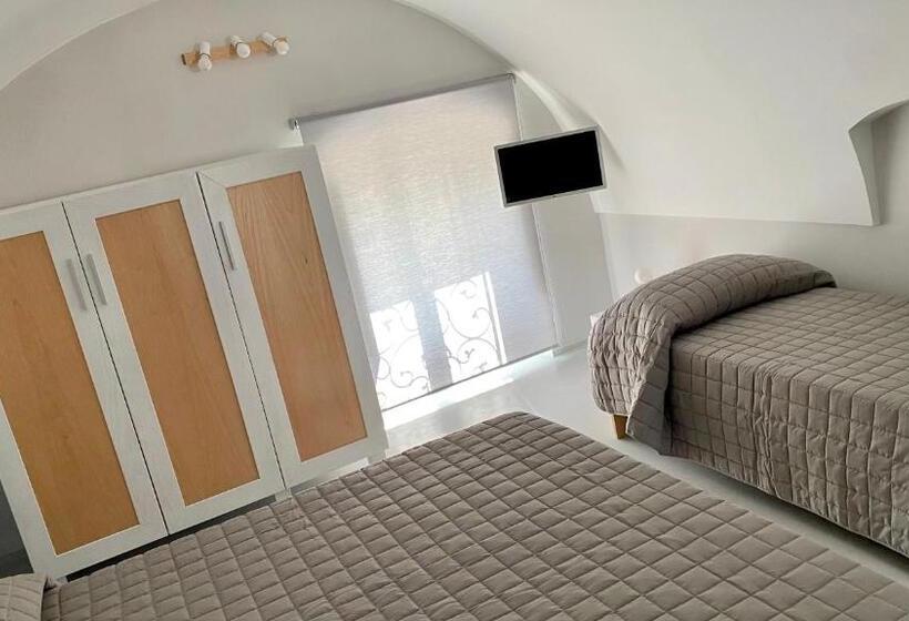 חדר סטנדרט לשלושה עם חדר אמבטיה משוף, Manzoniquattro