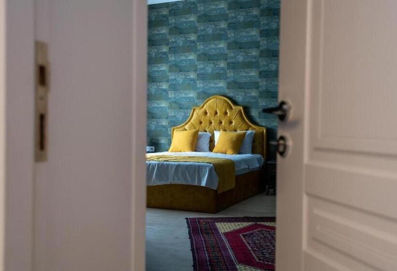 اتاق استاندارد, Nar Boutique