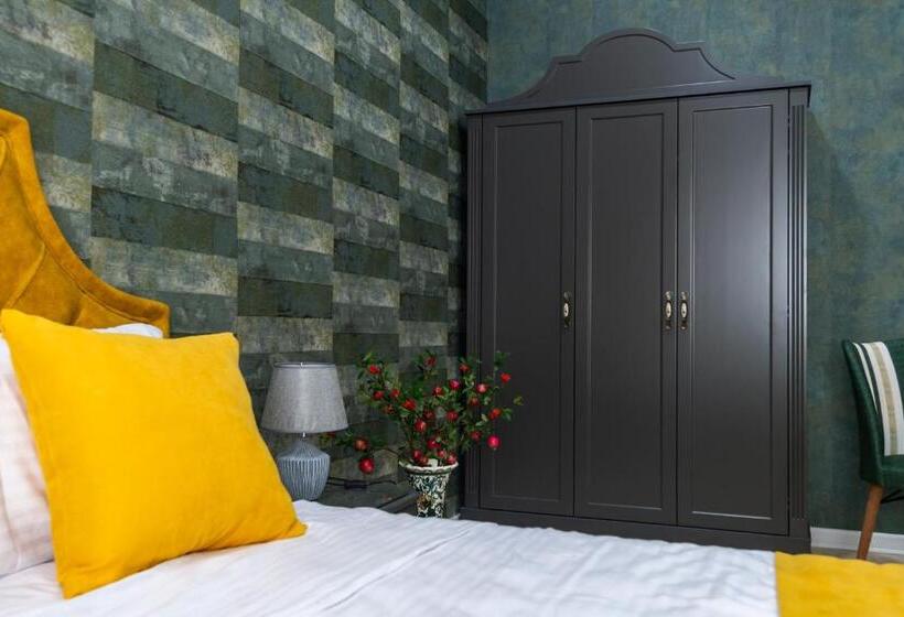 اتاق استاندارد, Nar Boutique