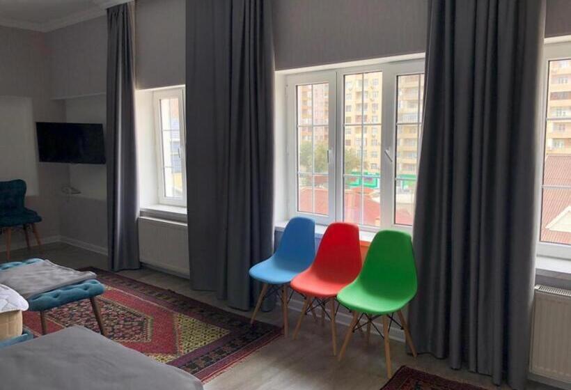 اتاق لوکس, Nar Boutique